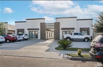 Building Photo - 1219 White Oak Dr
