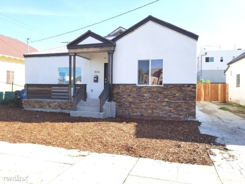 Primary Photo - 3 br, 1.5 bath House - 1206 S Mariposa Ave