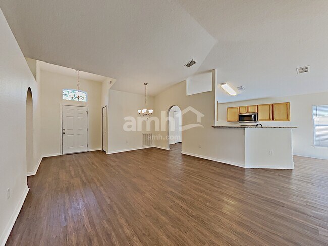 Foto del edificio - 113 King Arthur Ct