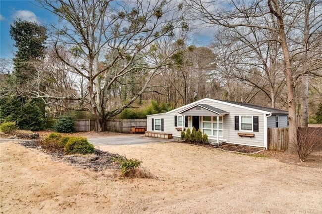 Building Photo - 1756 Dresden Dr NE