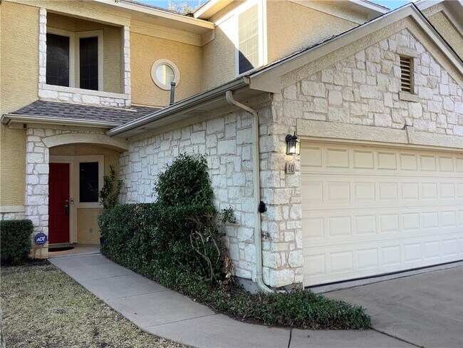 Foto del edificio - 4620 W William Cannon Dr