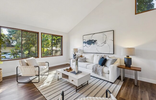 Building Photo - 2583 Pimlico Dr