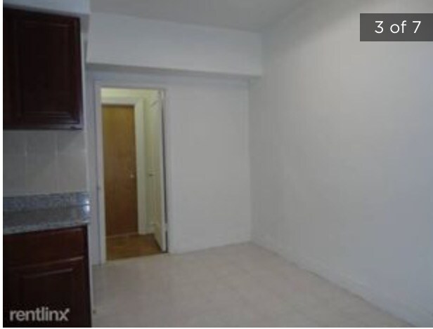Building Photo - 44 Parrott Pl