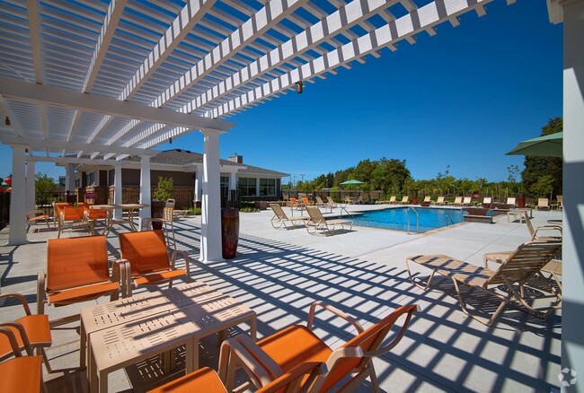 Prefer Shade By Your Pool?  Relax Under Our Pergolas! - Valor Apartment Homes