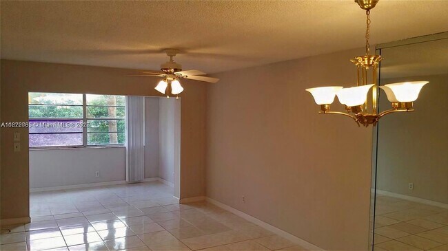 Foto del edificio - 1891 SW 81st Ave