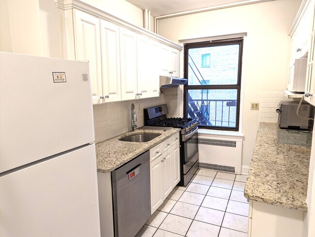 Foto del edificio - 100 Prospect Ave