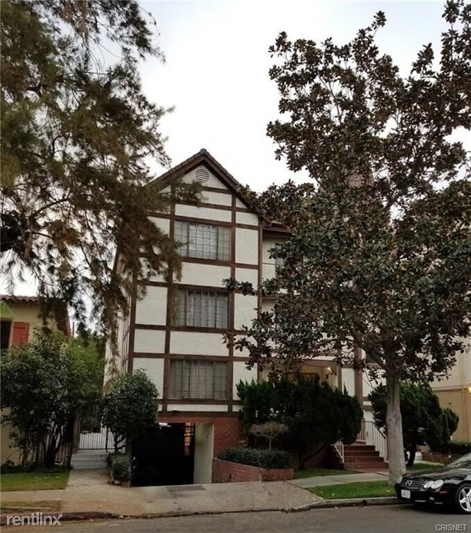 Primary Photo - 2 br, 2 bath House - 136 S Swall Dr Apt 2