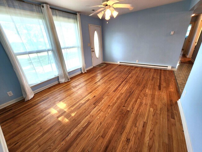 Foto del edificio - Quiet Country 3BR Ranch with 3.8acres betw...