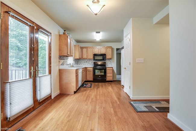 Foto del edificio - 26 Greenwood Ct