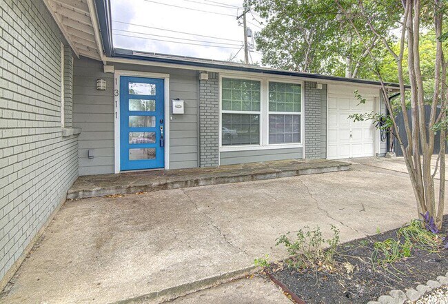 Foto del edificio - 1311 Westmoor Dr