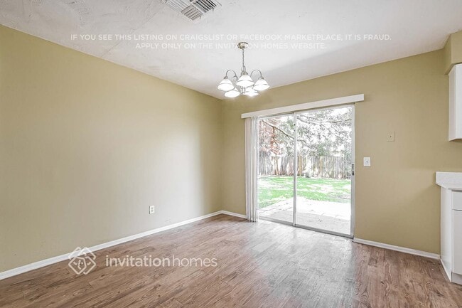 Building Photo - 119 Oaxaca Ln
