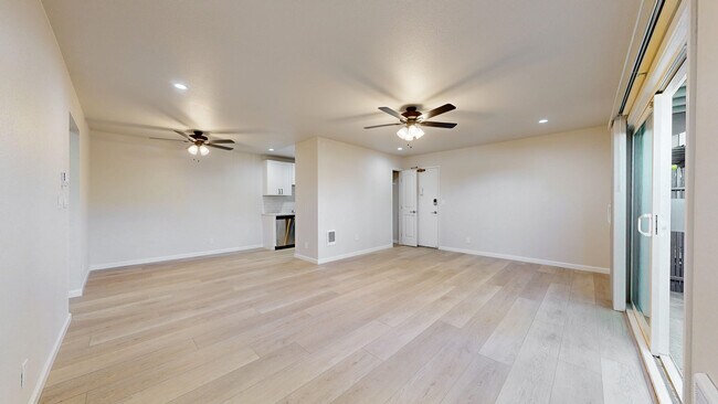 Building Photo - 401 Ignacio Blvd