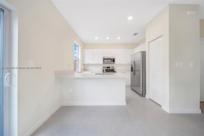 Building Photo - 12918 NW 23rd Pl