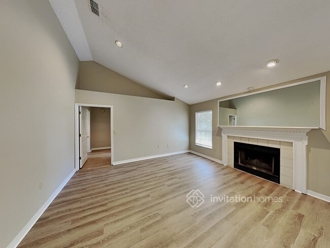Building Photo - 7022 Morning Dove Loop W
