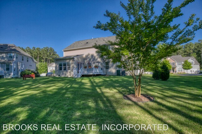 Foto del edificio - 4 br, 2.5 bath House - 2703 Brownstone Circle