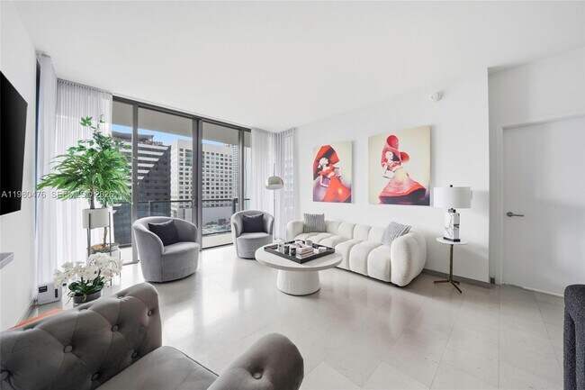 Foto del edificio - 88 SW 7th St