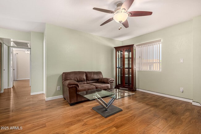 Foto del edificio - 3601 W Tierra Buena Ln