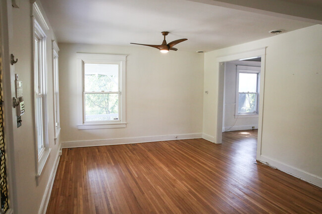 living room - 3002 25th St NE