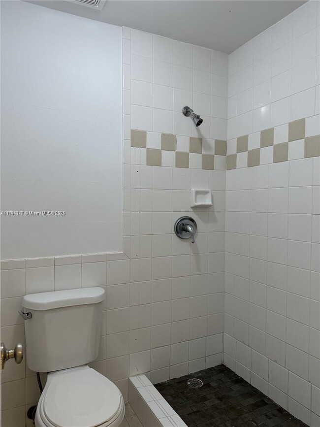 Foto del edificio - 8605 NW 35th Ct