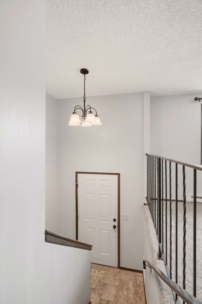 Foto del edificio - 2705 N Robie Ct
