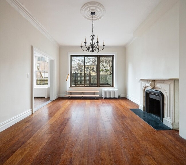 Foto del edificio - 127 E 69th St