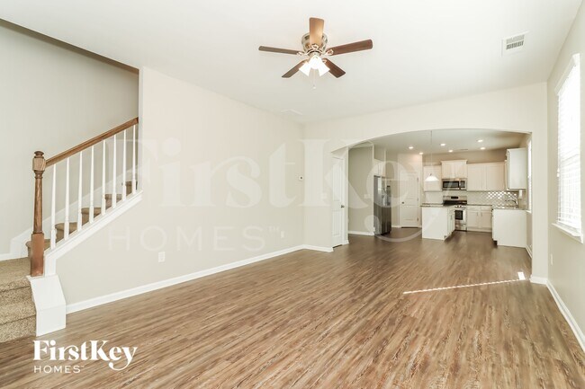 Foto del edificio - 529 S Fortune Way