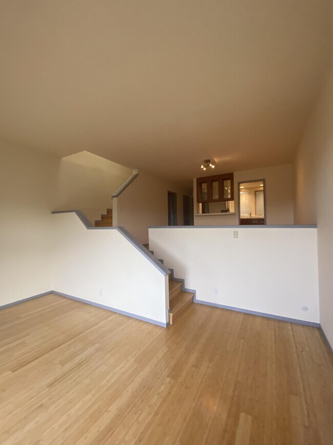 Building Photo - 260 Bay Vista Cir