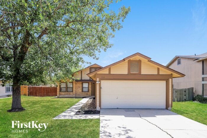 Foto principal - 9826 Dugas Dr