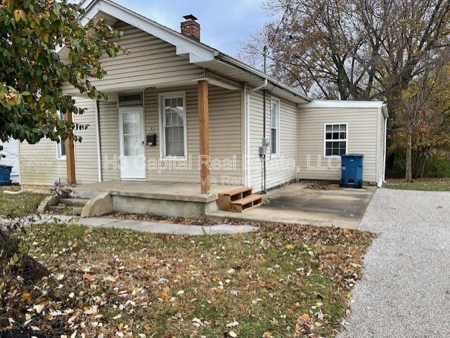 Photo - 706 W Johnson St House