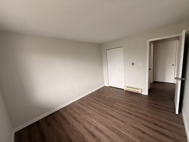 Building Photo - Park View Tower Apartments
