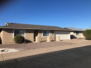 Building Photo - 824 Leisure World