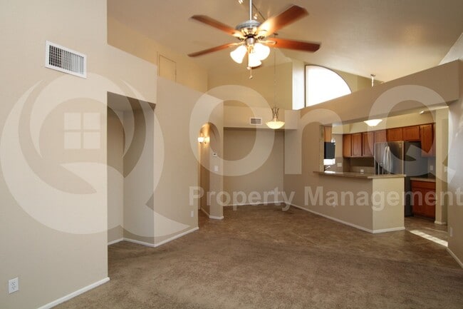 Foto del edificio - 1800 W Elliot Rd