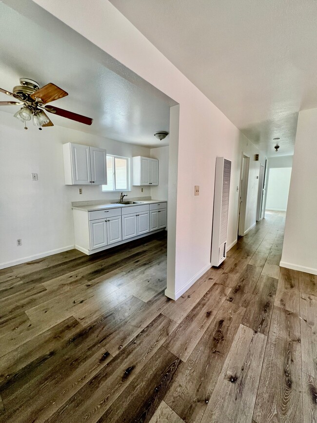 Building Photo - 3003 Radnor Way