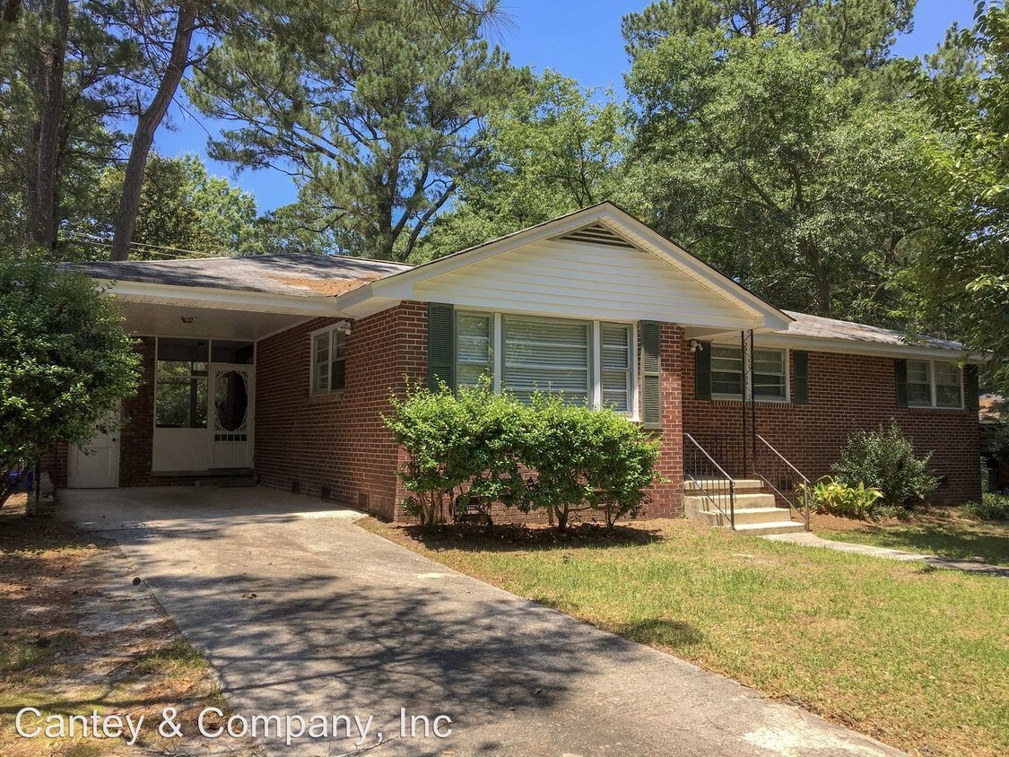 Primary Photo - 3 br, 1.5 bath House - 2141 Robin Road