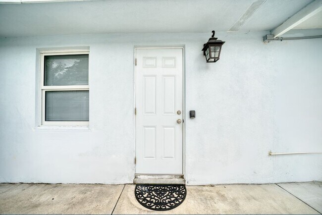 Foto del edificio - 1041 NE 9th Ave