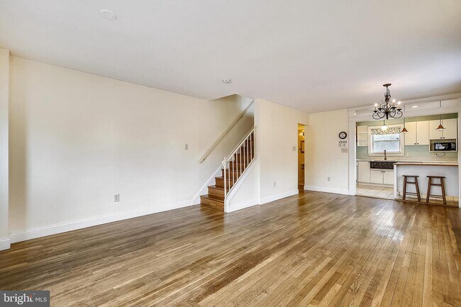 Foto del edificio - 48 S Gordon St