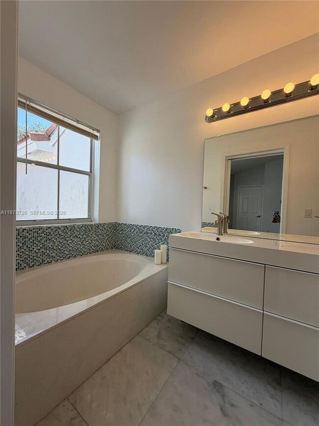 Photo - 1534 Weeping Willow Way House