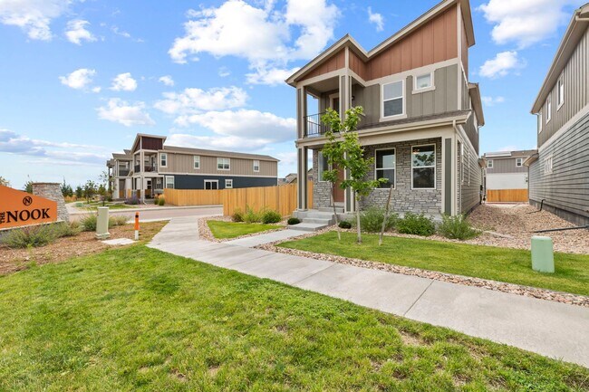 Foto del edificio - Like New 4 Bedroom Home in The Nook @ Shil...