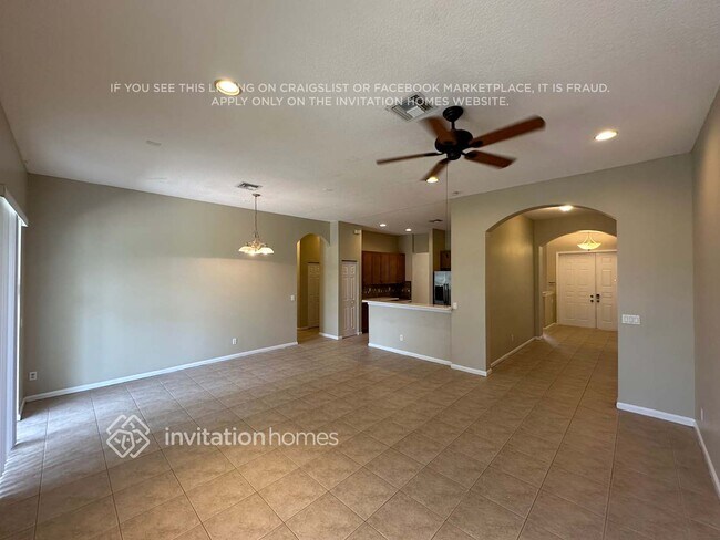 Building Photo - 9646 Savannah Estates Dr