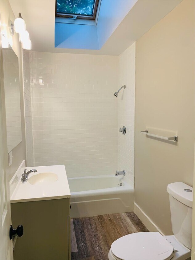 Foto principal - 1398 Quechee-Hartland Rd