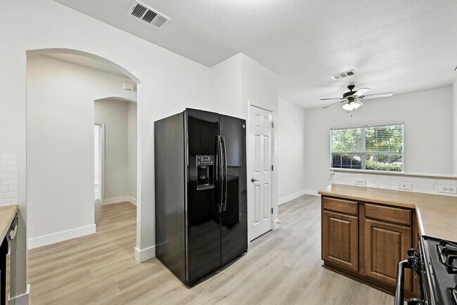Foto del edificio - 11116 Liberty Farms Dr