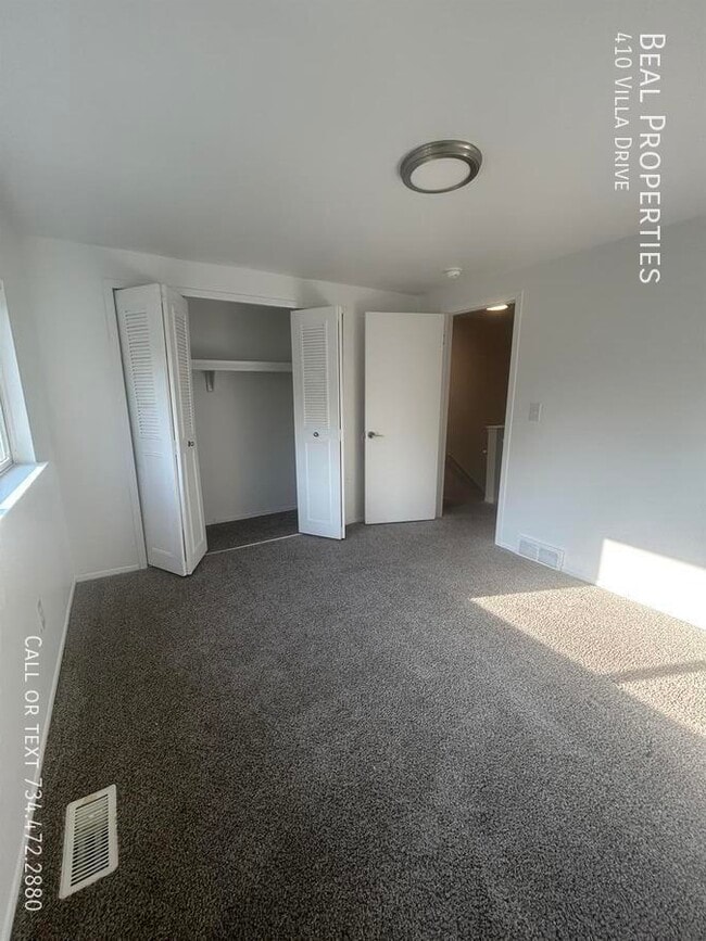 Building Photo - 410 Villa Dr