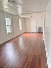 Building Photo - 207 Taylor St