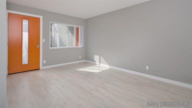 Foto del edificio - 3744 Bancroft St