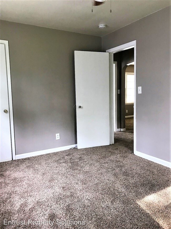 Building Photo - 2 br, 1 bath House - 2132 S. Florence