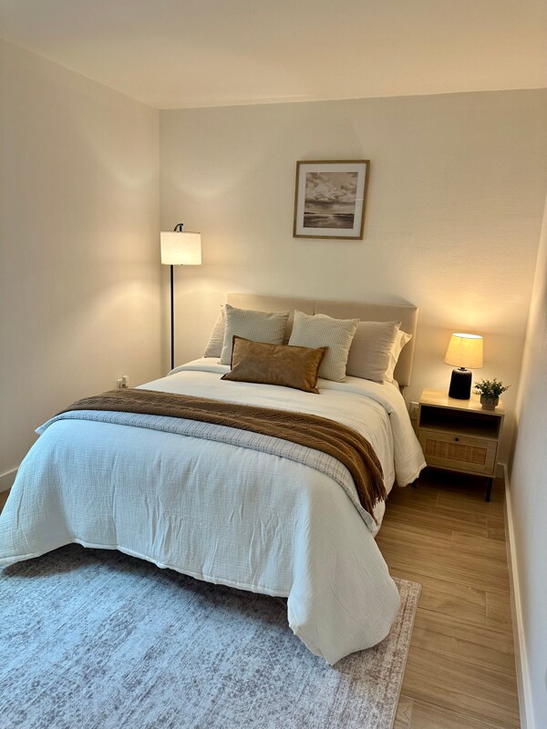 Foto del edificio - 6803 Hillcroft Dr