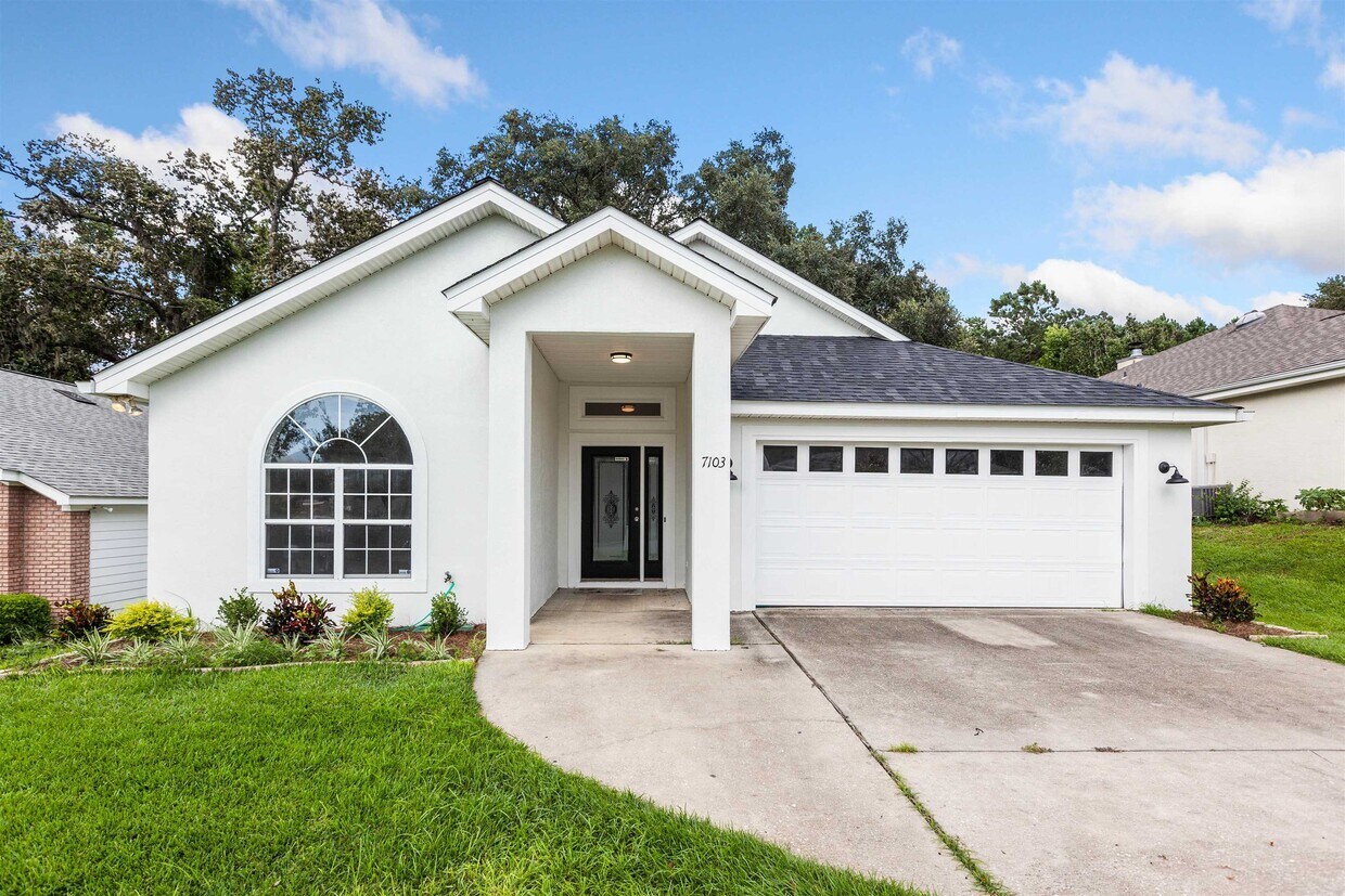 Primary Photo - 7103 Shady Grove Way