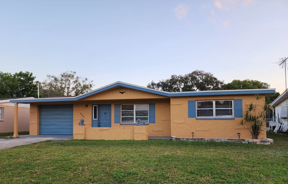 Primary Photo - 2 bedroom home FOR RENT.