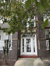 Building Photo - 535 W 36th St