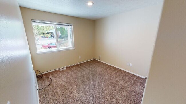 Foto del edificio - Pet Friendly One Level Home with Backyard ...